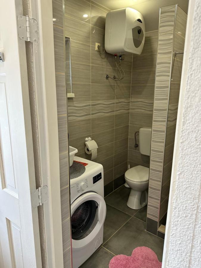 Lora Apartment Skradin Exterior photo