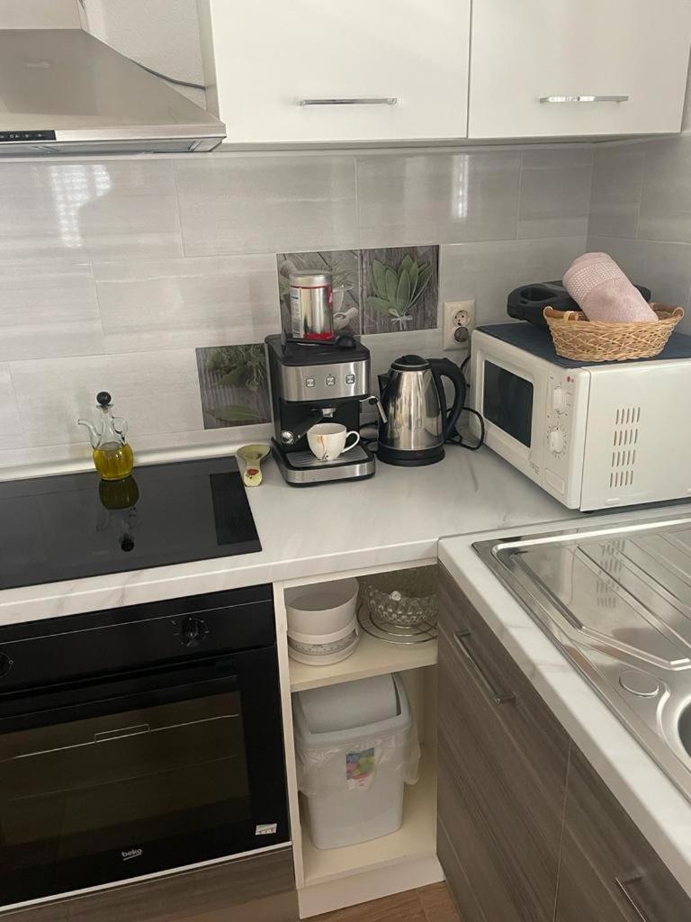 Lora Apartment Skradin Exterior photo