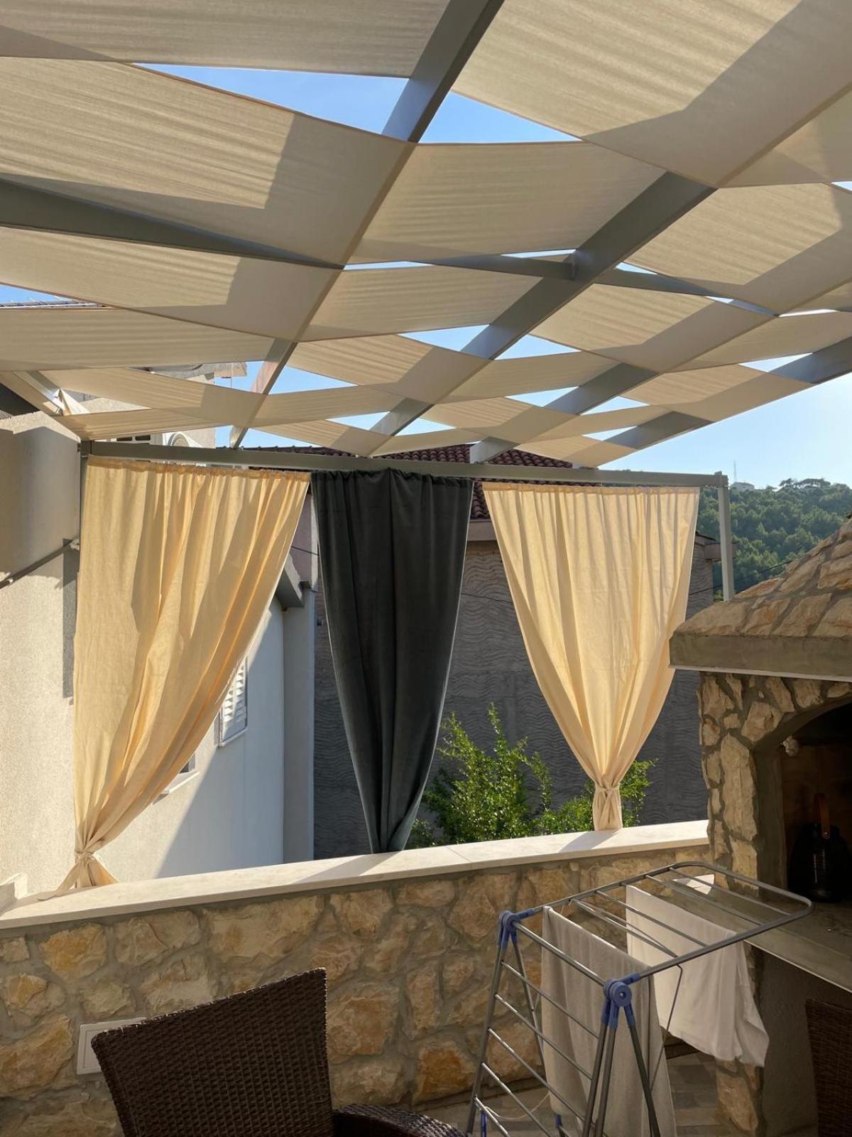 Lora Apartment Skradin Exterior photo